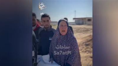 والدة الشهيد مصطفى الثريا تشيعه إلى مثواه الأخير: ارض عنه يا الله (فيديو)