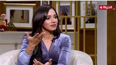 سمية درويش: أشرف سالم من اكتشفني.. وفخورة بلقب بنت النيل 