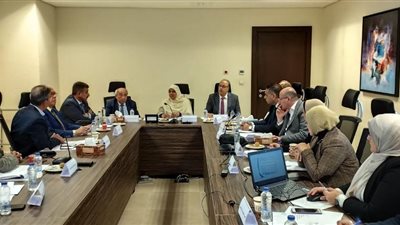 برئاسة نقيب المهندسين.. وفد نقابي يناقش مع الإسكان مشروع لائحة قانون التصالح 