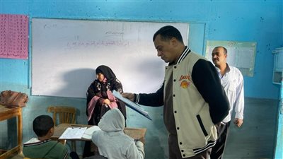 تعليم قنا: منع استخدام المحمول داخل اللجان الامتحانية وتوفير الجو المناسب للطلاب