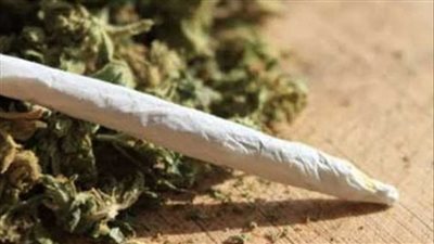 التحقيق مع 3 متهمين بترويج 3 كيلو استروكس وكمية من الحشيش والترامادول بدار السلام 