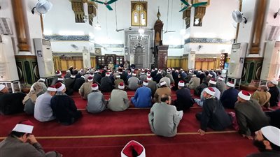 انت اقوي من المخدرات مبادرات ميدانية لمواجهة ظاهرة التدخين والتعاطي والإدمان