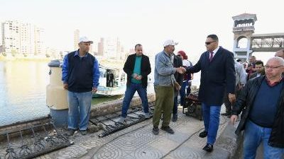 محافظ الدقهلية يعطي إشارة البدء لتطوير ورفع كفاءة كورنيش النيل بالمنصورة