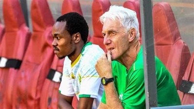 بروس يؤكد قلقه بشأن جاهزية لاعبيه قبل كأس الأمم الأفريقية