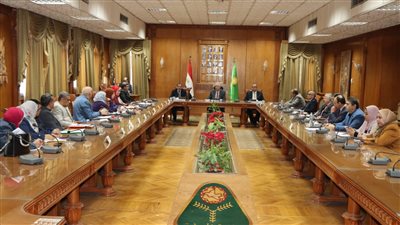 رئيس جامعة المنوفية يؤكد على سرعة الإنتهاء من مشروع المعهد الفنى للتمريض