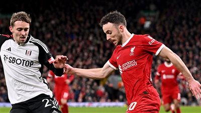 ليفربول يقلب تأخره بهدف لفوز بثنائية أمام فولهام بكأس الرابطة الإنجليزية