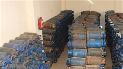ضبط مستودعات غاز بمركز كفر سعد لبيعها اسطوانات البوتاجاز بسعر مرتفع بدمياط