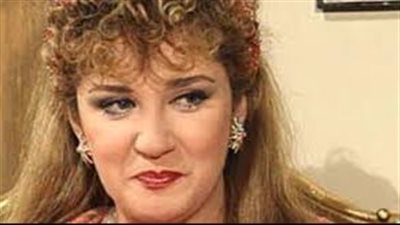 في يوم ميلاد إيمان الطوخي.. حقيقة زواجها من حسني مبارك