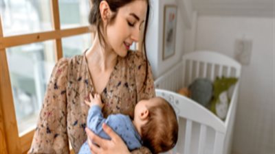 للأمهات الجدد.. كيفية معالجة أعراض ما بعد الولادة