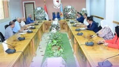 جامعة سوهاج تتابع استعداداتها لبدء المرحلة الأولى من تنسيق الجامعات