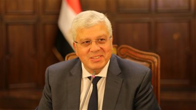 وزير التعليم العالي يعلن صدور عدة قرارات جمهورية بتعيين قيادات جامعية جديدة