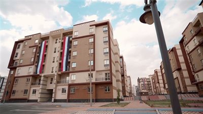 هل سيتم تسليم 10 آلاف وحدة سكنية للعاملين في الحكومة بالعاصمة الإدارية؟.. 