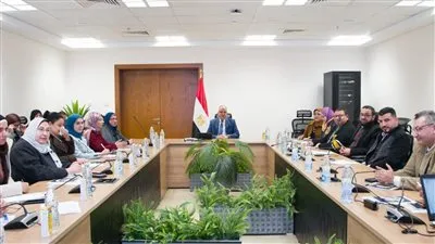 سويلم: تأهيل الترع يهدف للحفاظ على سلامة الجسور والقطاع المائى 