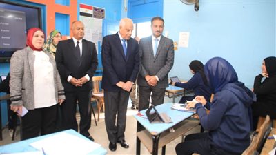 محافظ الجيزة يشدد على توفير الجو الملائم للطلاب أثناء أداء الامتحانات
