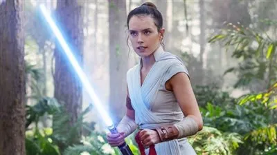 نجمة أفلام STAR WARS تكشف مصير الأجزاء القادمة من السلسلة