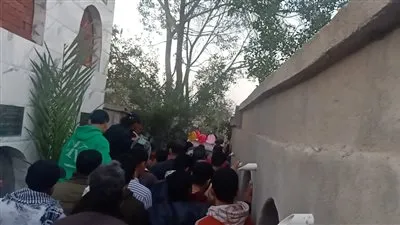 جنازة مهيبة للأب ضحية القتل علي يد بنته وخطيبها 