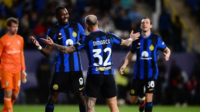 إنتر ميلان يضرب لاتسيو بثلاثية نظيفة ويتأهل لنهائي كأس السوبر الإيطالي