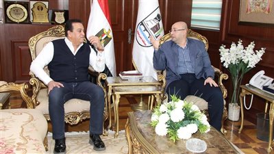 محافظ بني سويف يستقبل وزير الصحة عقب زيارته مفاجئة لمستشفيي التأمين الصحي والتخصصي