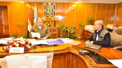 محافظ أسيوط يعلن تنظيم قوافل بيطرية مجانية بالقرى خلال أسبوع