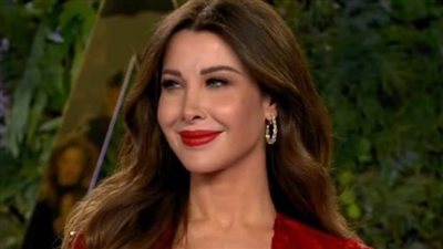 بإطلالة حمراء.. نانسي عجرم تتألق في حفل joy awards