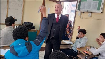 ناصر شعبان يتفقد سير العملية الامتحانية بمدارس الدقهلية