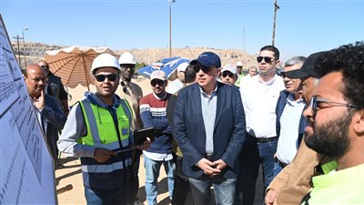 سويلم يتفقد منشآت السد العالي وأعمال تطوير منظومة المراقبة والتشغيل بالسد