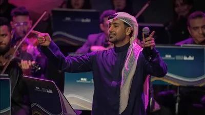 فؤاد عبدالواحد وجمهور «أبها» يشعلان أجواء مسرح جامعة الملك خالد