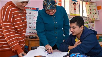 وكيل تعليم بورسعيد تحيل أحد ملاحظي الشهادة الإعدادية للتحقيق