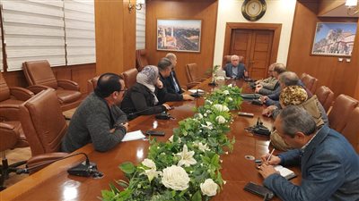 محافظ بورسعيد يوجه بدراسة إقامة سوق حضاري نموذجي بالزهور (تفاصيل)