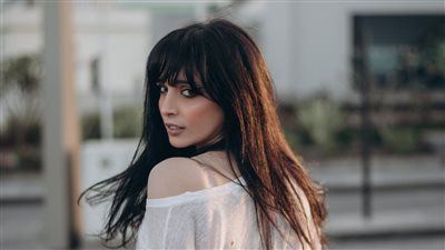 آية عقيل تطرح أغنية 