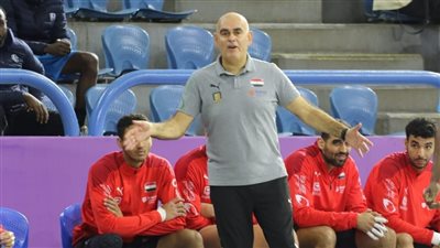 كارلوس باستور: نسعى للأفضل وهدفنا حصد اللقب.. والمنتخب الأنجولي جيد 