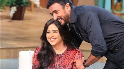 عاجل| أول تعليق من أحمد العوضي بشأن حالته الصحية وسؤال ياسمين عبد العزيز عنه 