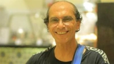 نقابة الموسيقيين تنعى عازف الجيتار ياسر الدلجاوي عضو فرقة محمد منير