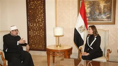 وزارتي الثقافة والأوقاف تحتفيان بإصدار ٢٠٠ عنوان من سلسلة 