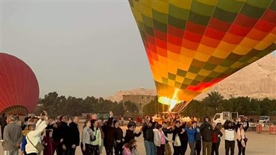  بعد توقفها.. عودة 40 رحلة بالون طائر بالأقصر على متنها 1000 سائحًا من مختلف الجنسيات