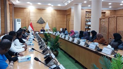 رئيس جامعة بنها يلتقي الطلاب الصوماليين الوافدين الدارسين بالجامعة