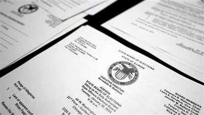 سلطات ولاية إلينوي ترفض استبعاد ترامب من الانتخابات التمهيدية للجمهوريين