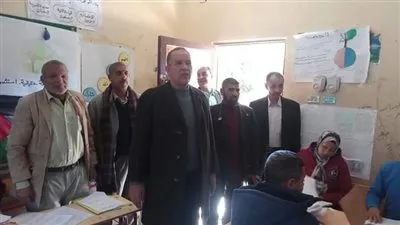 وكيل تعليم أسيوط يتفقد أعمال تصحيح أوراق إجابات الشهادة الإعدادية