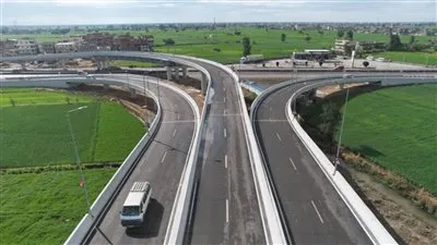 وزير النقل: بدء التشغيل التجريبي لكوبري أعلى مزلقان أبو حمص