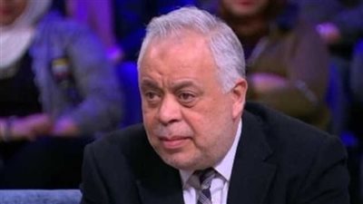 بعد قرار اعتزالها.. أشرف زكي لـ سميرة محسن: 