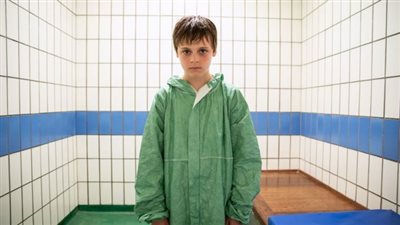 ما عقوبة ارتكاب طفل جريمة قبل بلوغه سن الـ 15 عام.. القانون يوضح