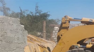 إزالة 49 حالة تعد على أملاك الدولة بمراكز ساحل سليم والغنايم والفتح بأسيوط