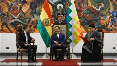 السفير المصري في بوليفيا يقدم أوراق اعتماده إلى رئيس الجمهورية