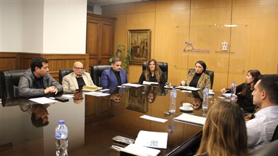 مركز تحديث الصناعة يبحث تعميق التصنيع المحلي في قطاع صناعات الغذائية 