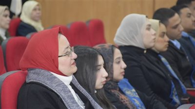 محافظ بورسعيد يشيد بالمستوى المتقدم والمتميز للتدريب العملي المشترك تحت قيادة قوات الدفاع الشعبي والعسكري 