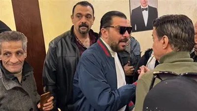 استقبال حافل لـ مصطفى كامل في نقابة الموسيقيين بعد عودته لممارسة عمله 