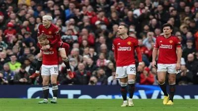 مانشستر سيتي أبرزهم.. اليونايتد يفقد مارتينيز في 6 مباريات