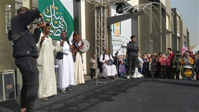 أغاني وعروض فنية من التراث الشعبي لفرق قصور الثقافة بمعرض الكتاب