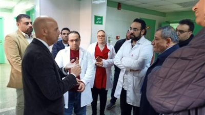 أثناء زيارته لمستشفى ههيا المركزي.. وكيل صحة الشرقية يوجه بتشغيل قسم الأطفال الجديد