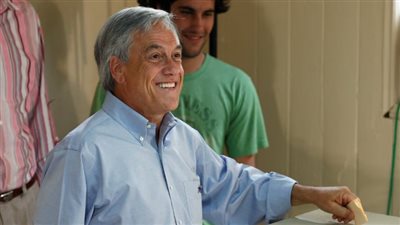 عاجل.. مقتل رئيس تشيلي السابق جراء سقوط طائرة هليكوبتر